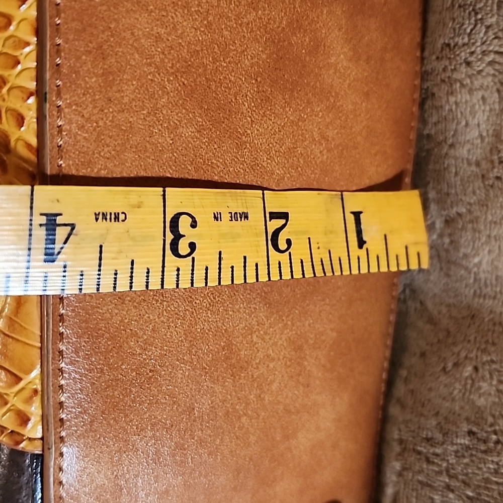 Purse - Picture 3 of 16